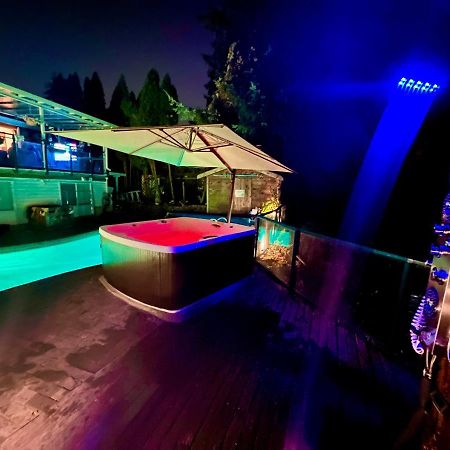 Resort Style Home Living With Private Pool And Hottub Delta Eksteriør billede